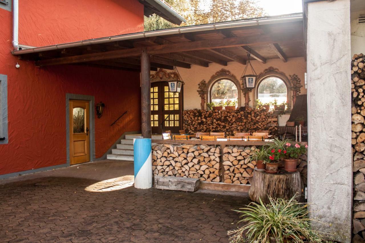 Landgasthof Zur Quelle Seeshaupt Buitenkant foto